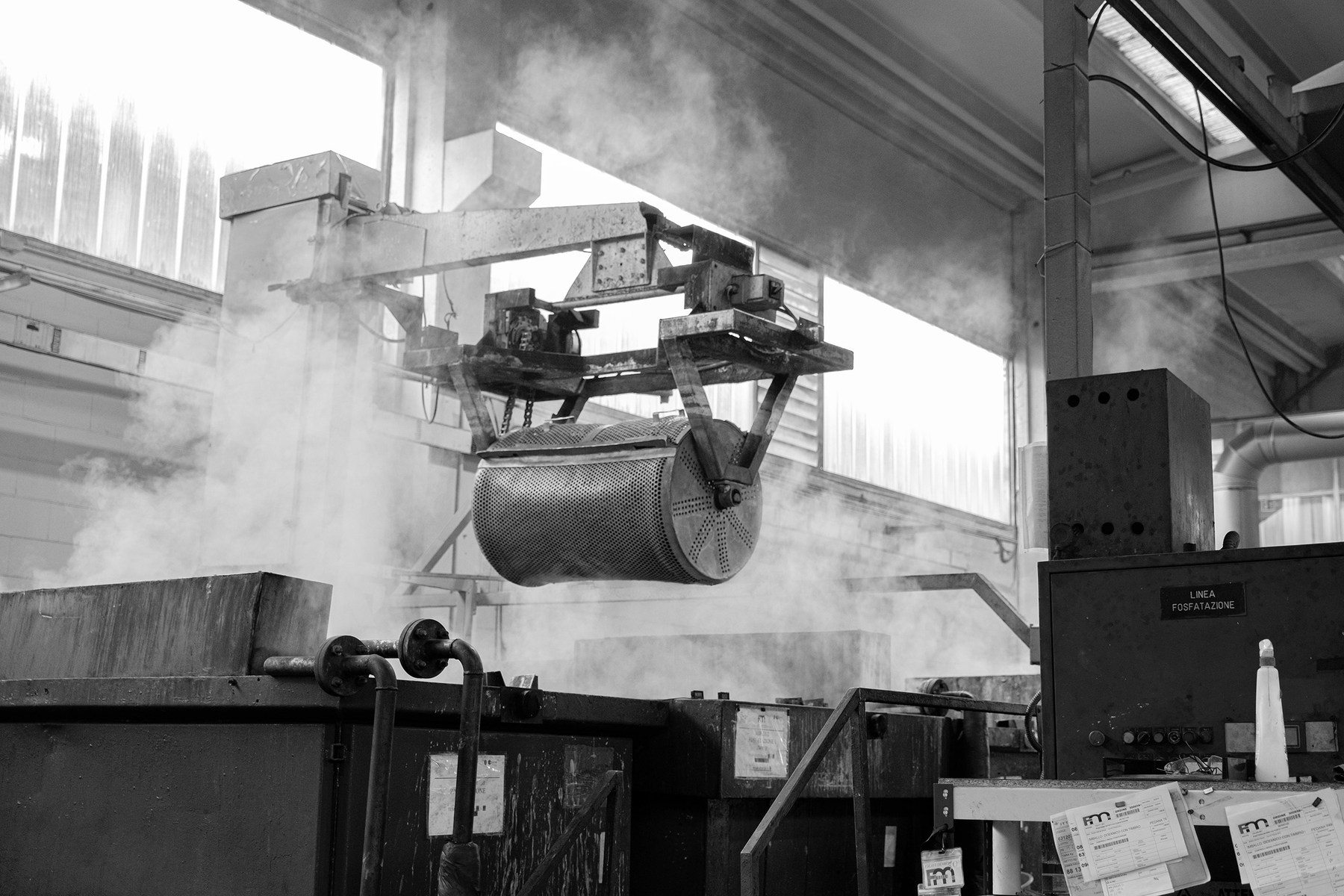 Impianto FM per il trattamento e la finitura delle superfici metalliche